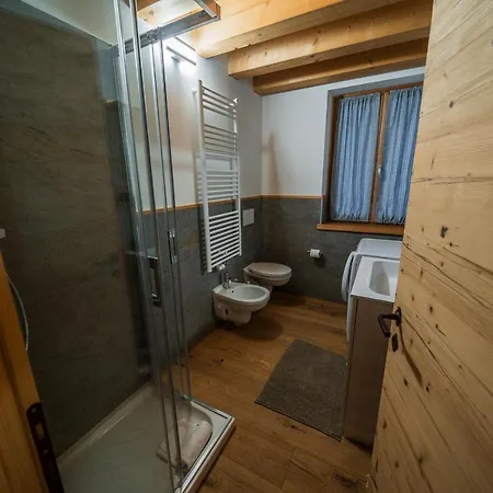 Apartment Cima 11 *