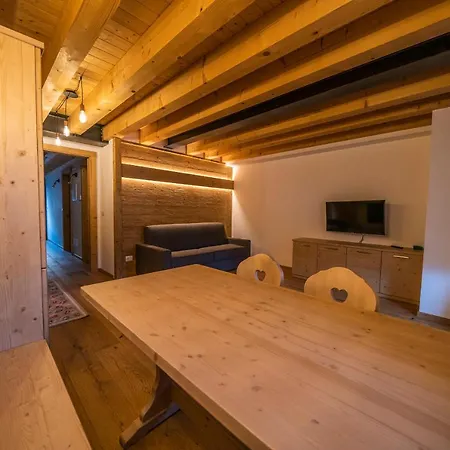 Appartement Cima 11 *