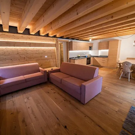 Appartement Cima 11 *